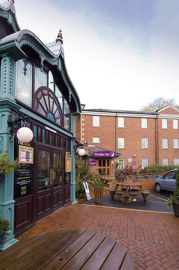 Premier Inn Premier Inn Stockport Central Exteriér fotografie