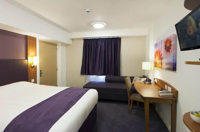 Premier Inn Premier Inn Stockport Central Exteriér fotografie